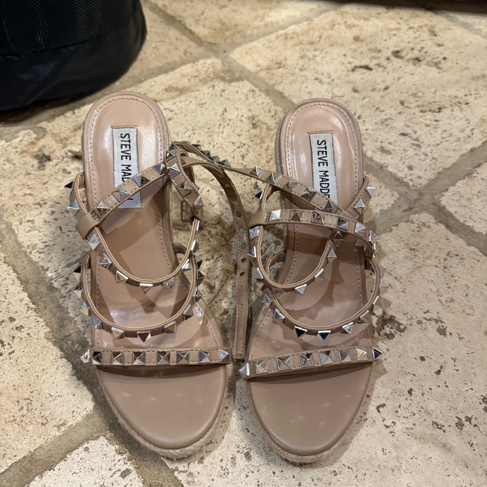 Steve Madden wedges